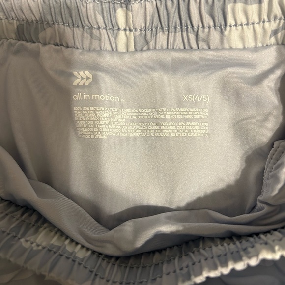 All in motion girls size xs shorts with built in underwear/lining - Picture 6 of 8